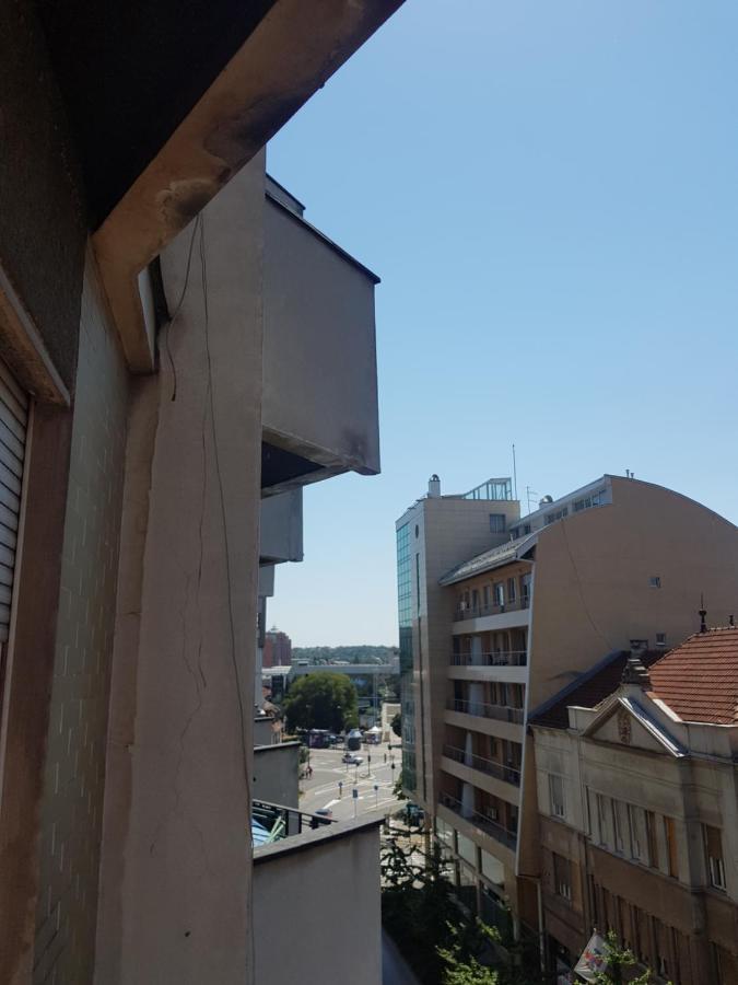 Centar Ns Apartment Novi Sad Bagian luar foto